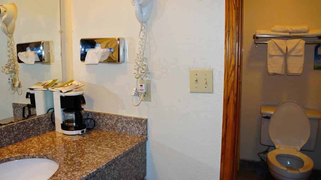 Days Inn Kansas City-Worlds Of Fun Quarto foto